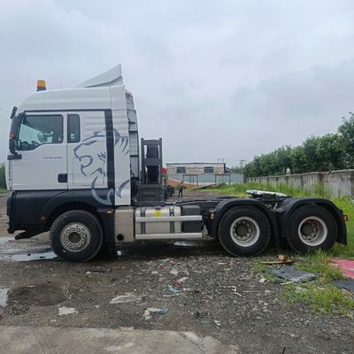 Véhicule de transport à traction Chinese Shandeka Truck à traction avec moteur diesel de 390 ch