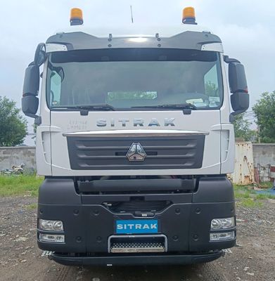 6x4 camions-déchargeurs dotés d'une conduite automatisée et d'un moteur puissant avec pneus certifiés GCC