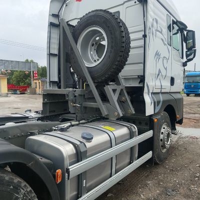 Transporteur à gaz personnalisé 2024 Shandeka C7h390HP avec capacités de traction économiques