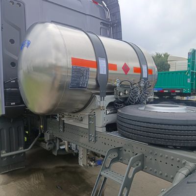 Vente d'un camion de transport à traction à transmission automatique