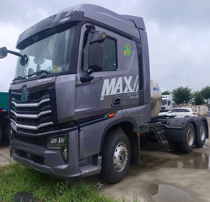 Capacité de charge de 31 à 40 t HOWO 6X4/4X2LNG540HP Tracteur à transmission automatique