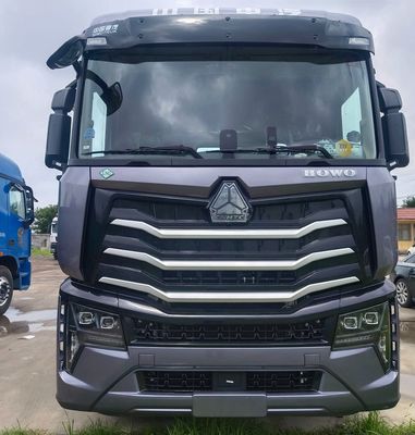 National HOWO 336/371/540HP 6X4/4X4 10/8 roues camion de transport à tracteur d'occasion