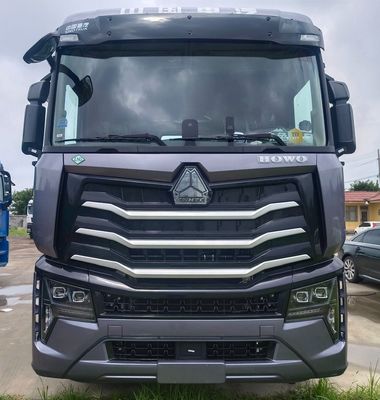 2024 Heavy Duty HOWO540HP 6X4/10 roue de traction camion de transport avec 6 mois de service après-vente