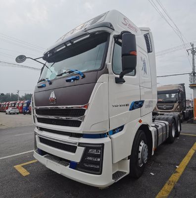 Commencez votre camion tracteur HOWO 6X4 avec nos composants de moteur Sinotruk de premier ordre