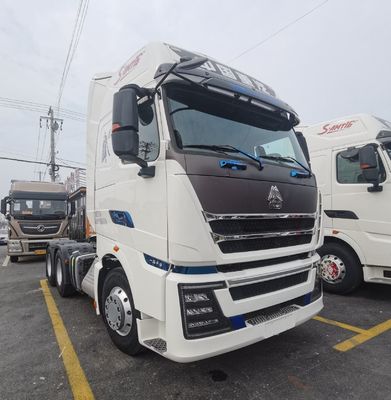 Camion lourd à moteur électrique Sinotruk 6X4 destiné à la distribution mondiale à une vitesse de 2200/min