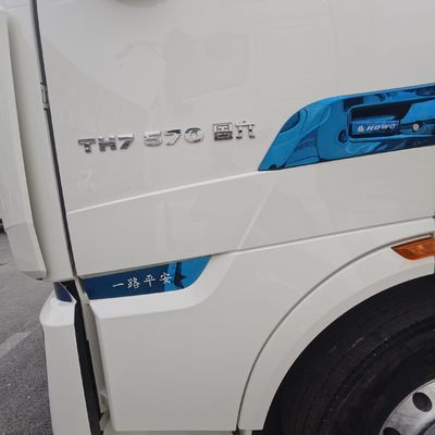6 cylindres à démarrage rapide Sinotruk HOWO 6X4 Véhicule lourd de grande puissance et fiabilité