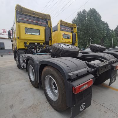 Poids lourd de traction du camion tracteur Beijing Benz avec moteur à châssis Sinotruk &gt; 8 litres