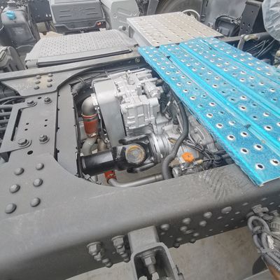 Camion-tracteur diesel Beiben de 420 chevaux avec assistance électrique et système de direction hydraulique