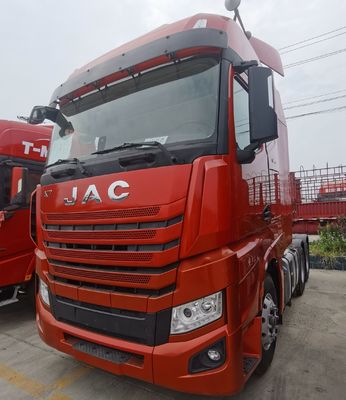 Camion diesel JAC 6X4 pour traction lourde et siège du conducteur
