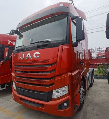 Type de transmission manuelle Camion lourd JAC 6X4 pour traction de semi-remorques