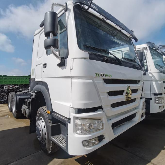 China National Heavy Duty Truck Group′s HOWO Tractor Truck